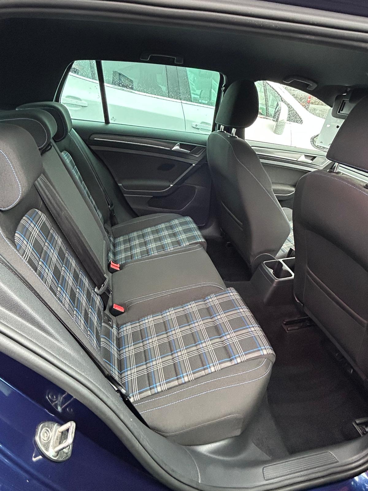 								2018 Volkswagen Golf full									
