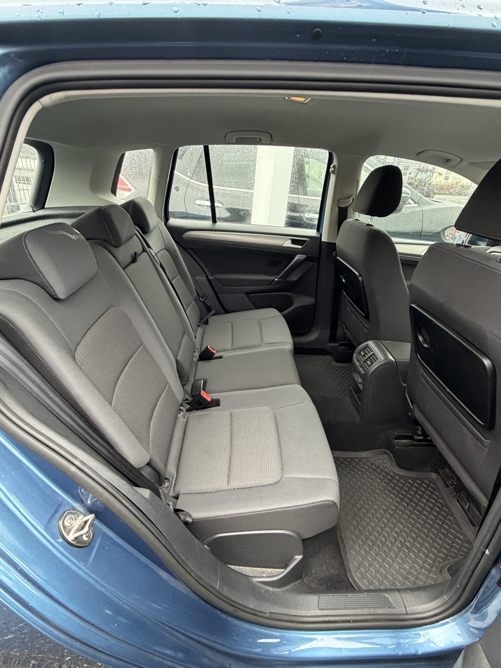 								2016 Volkswagen Golf SV 1.4 TSI SE 5-Door DSG full									