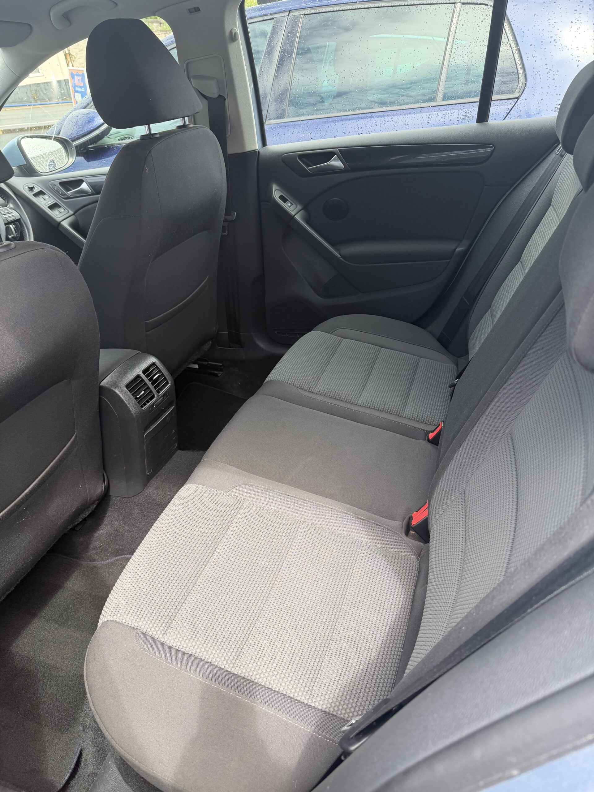 								VOLKSWAGEN GOLF 1.6 TDi 105 Match 5dr full									