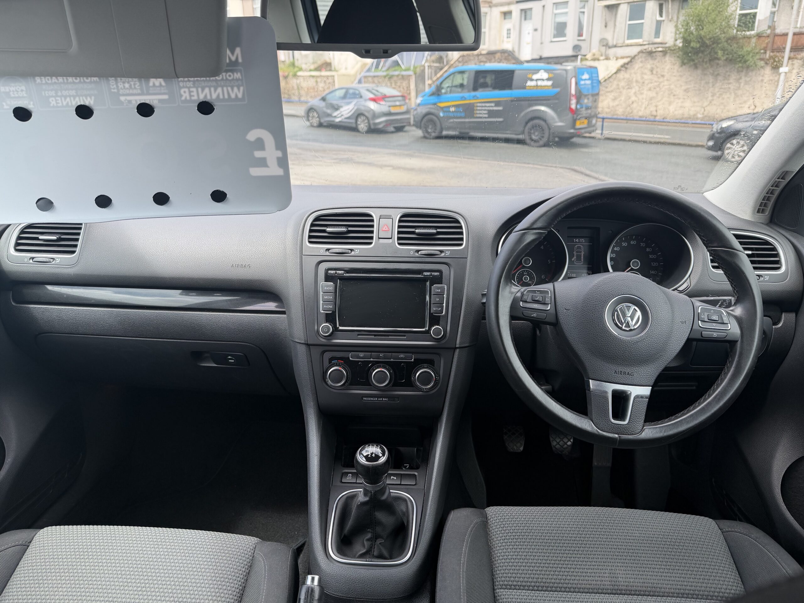 								VOLKSWAGEN GOLF 1.6 TDi 105 Match 5dr full									