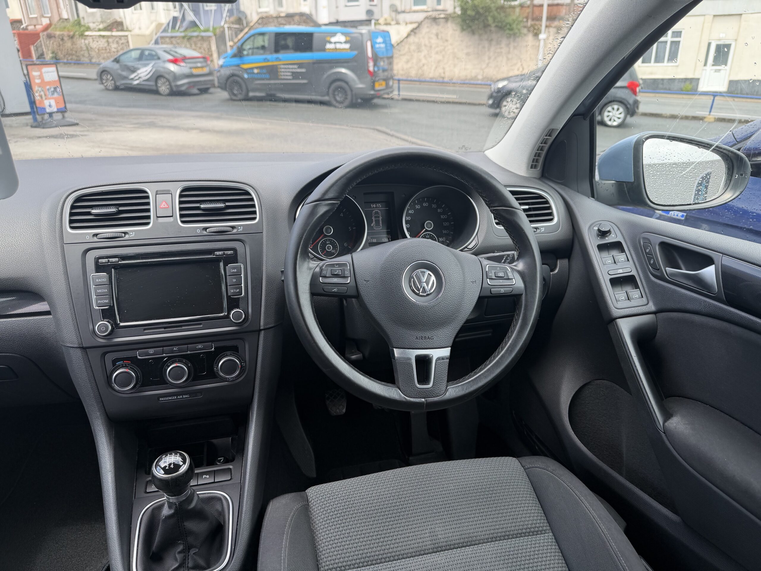 								VOLKSWAGEN GOLF 1.6 TDi 105 Match 5dr full									