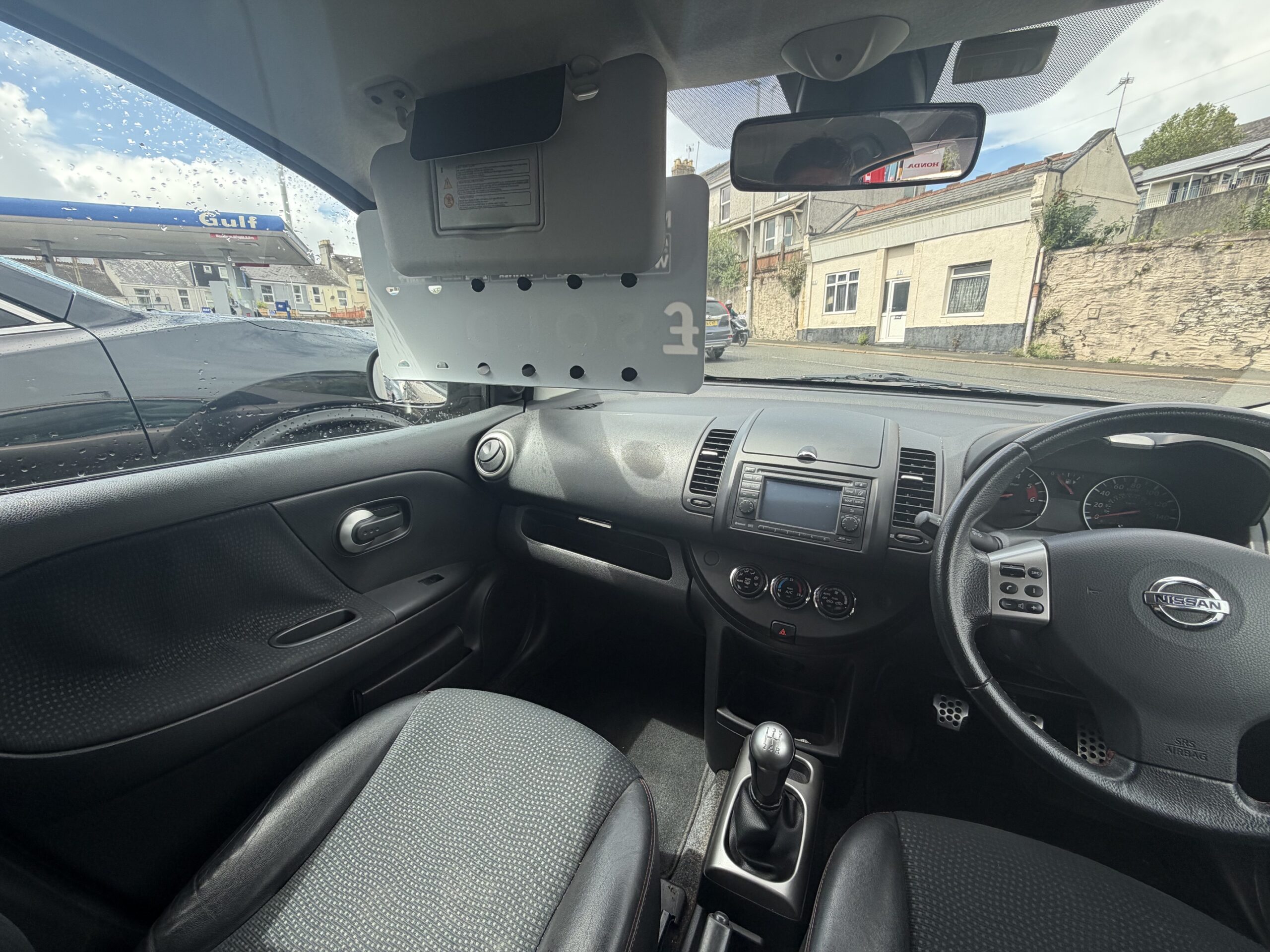 								2010 Nissan Note full									