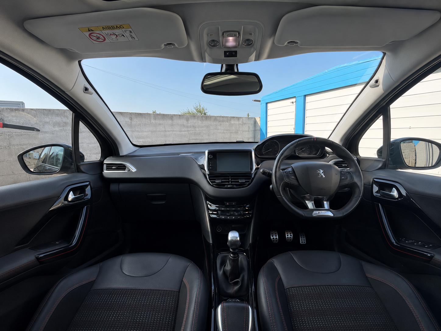 								2018 Peugeot 2008 GT Line Manual Diesel full									