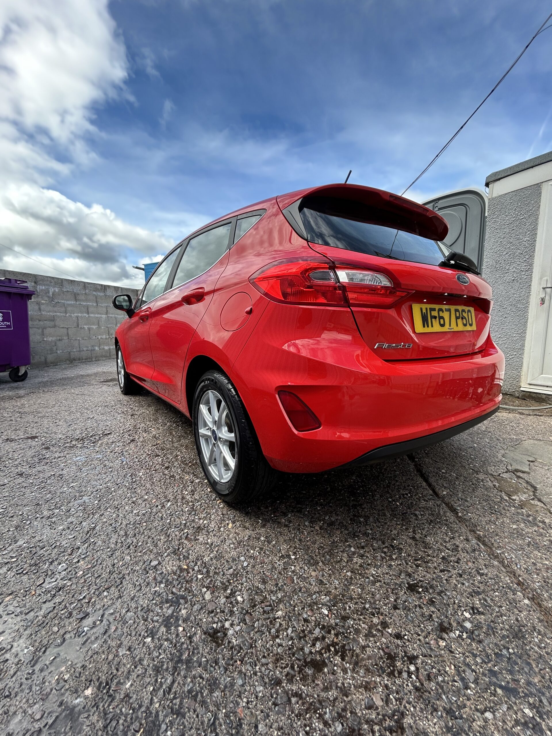 								FORD FIESTA 1.0 EcoBoost Zetec 5dr full									