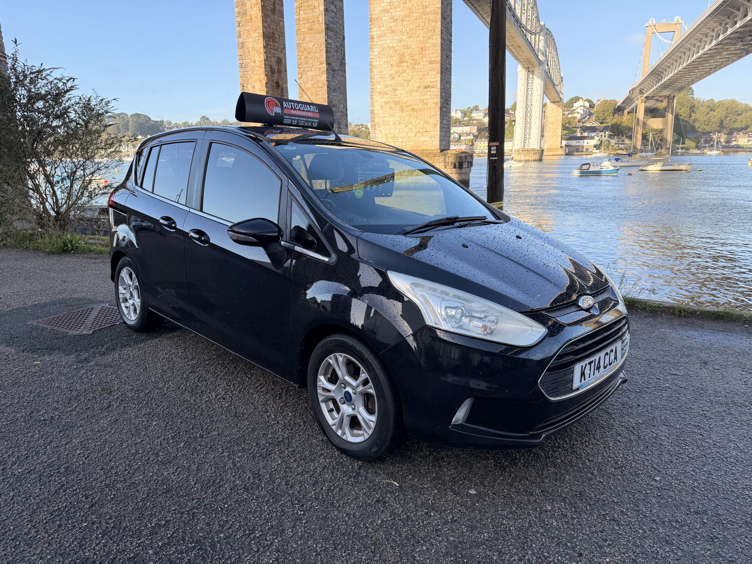 
								FORD B-MAX 1.0 EcoBoost Zetec 5dr full									