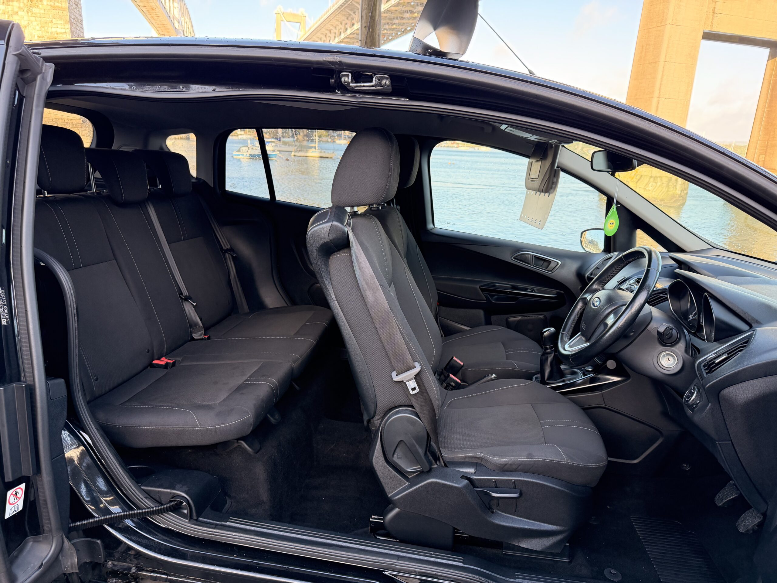 
								FORD B-MAX 1.0 EcoBoost Zetec 5dr full									