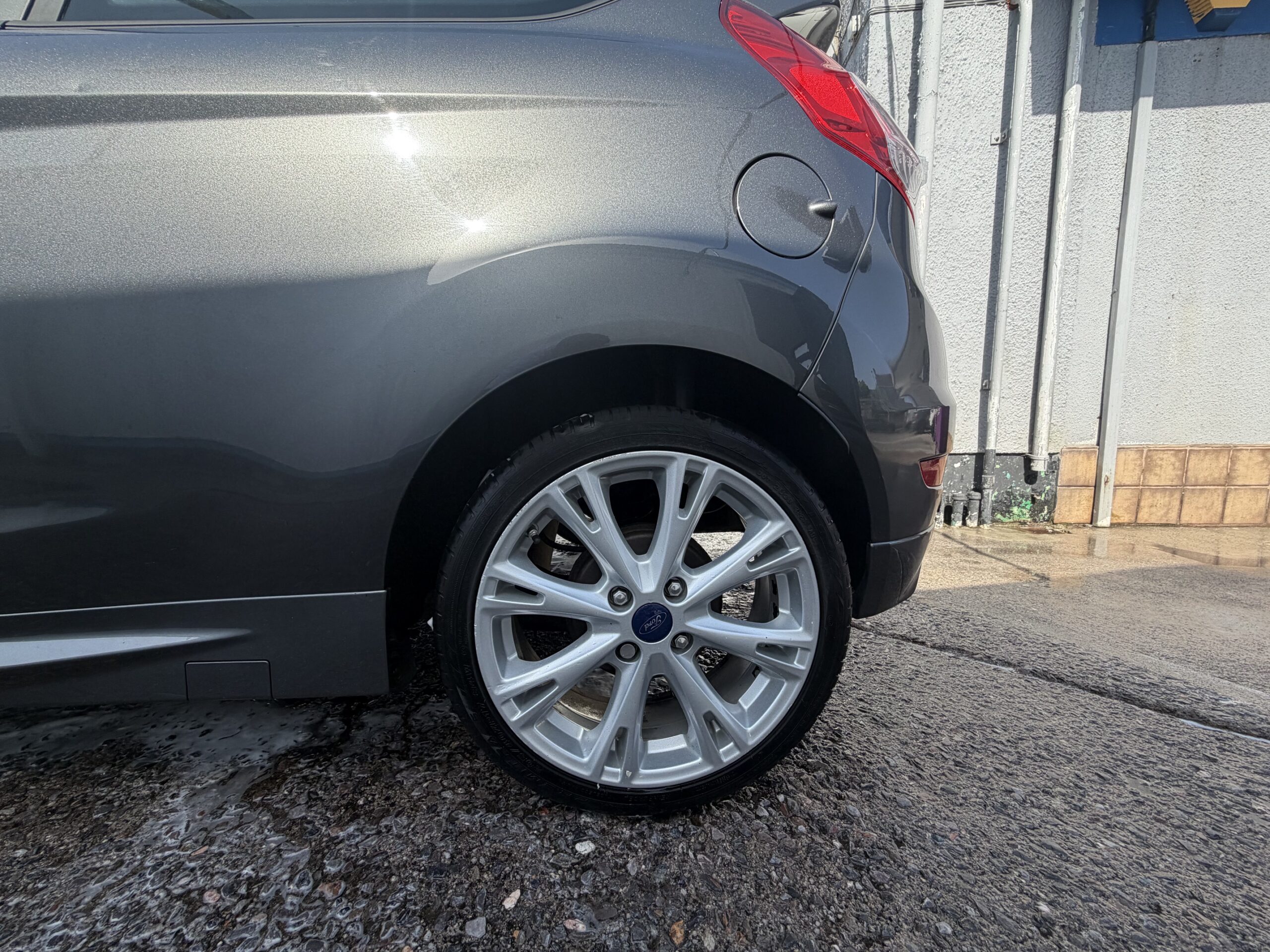 								FORD FIESTA 1.0 EcoBoost 125 Zetec S 3dr full									