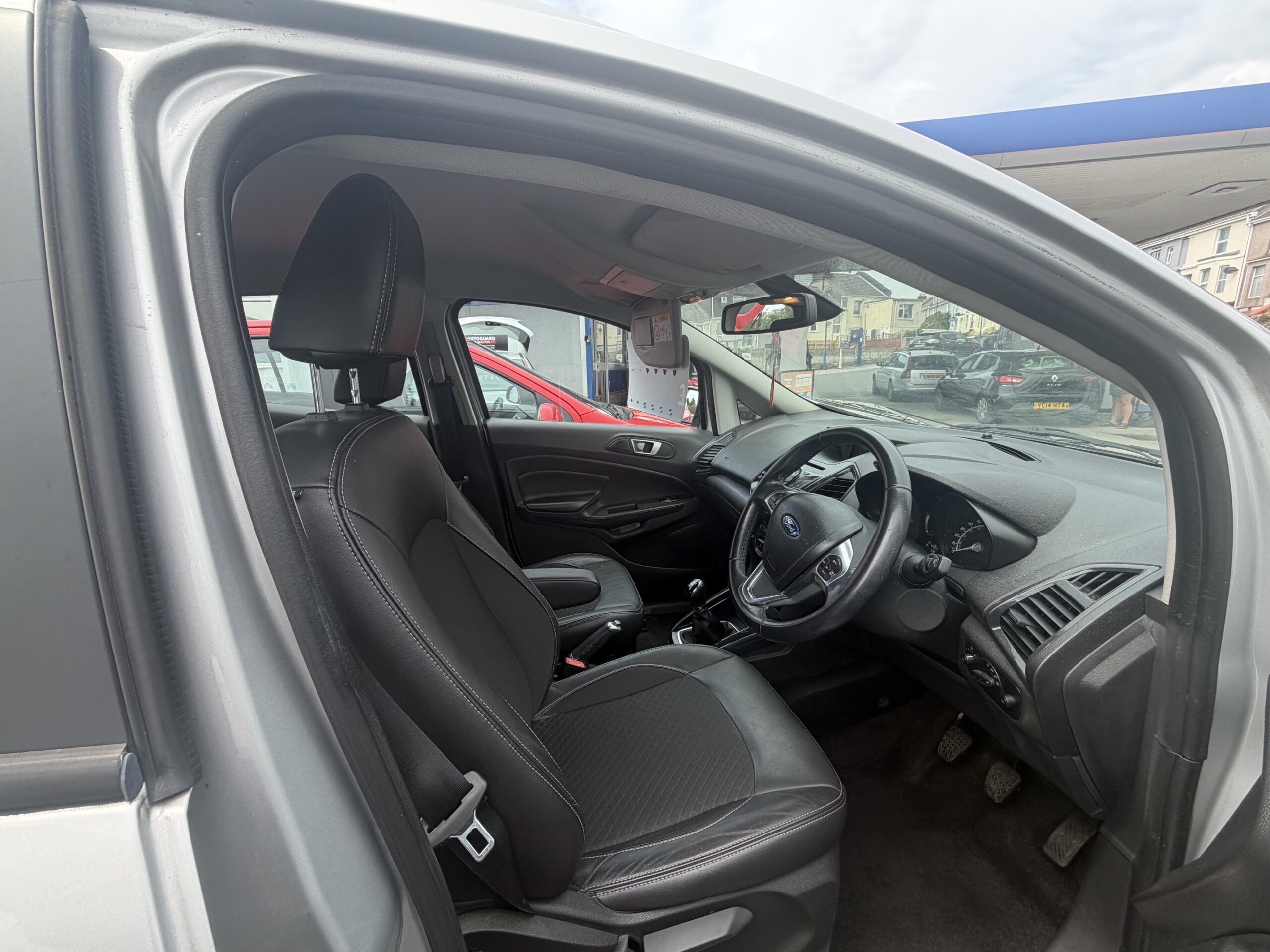								FORD ECOSPORT 1.0 EcoBoost Titanium 5dr full									