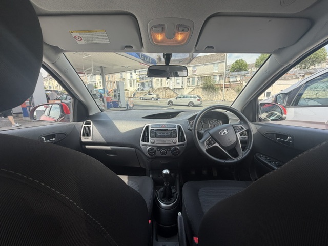 								HYUNDAI I20 1.2 Active 5dr full									
