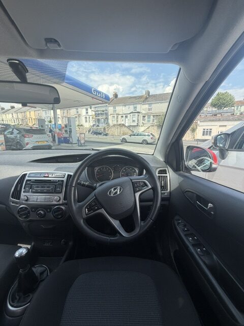 								HYUNDAI I20 1.2 Active 5dr full									