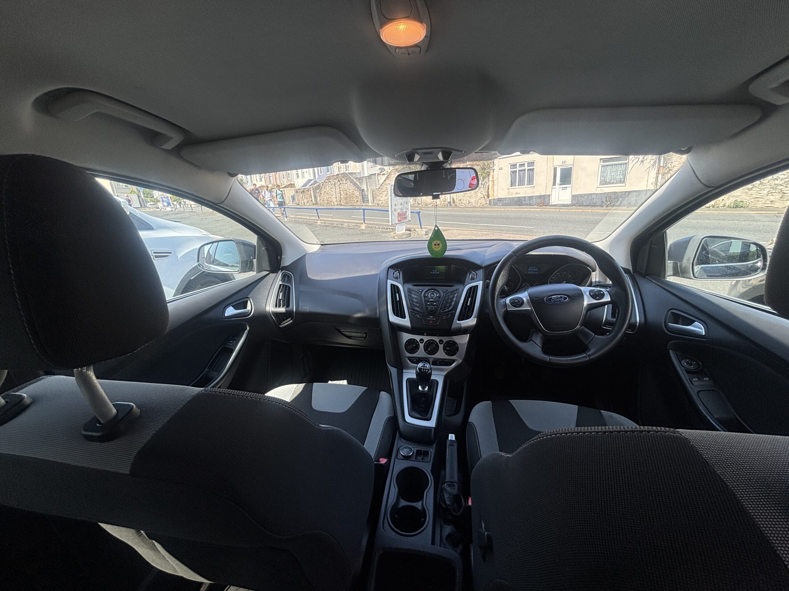 								FORD FOCUS 1.0 125 EcoBoost Zetec 5dr Manual – Petrol – 1.0L – Estate full									