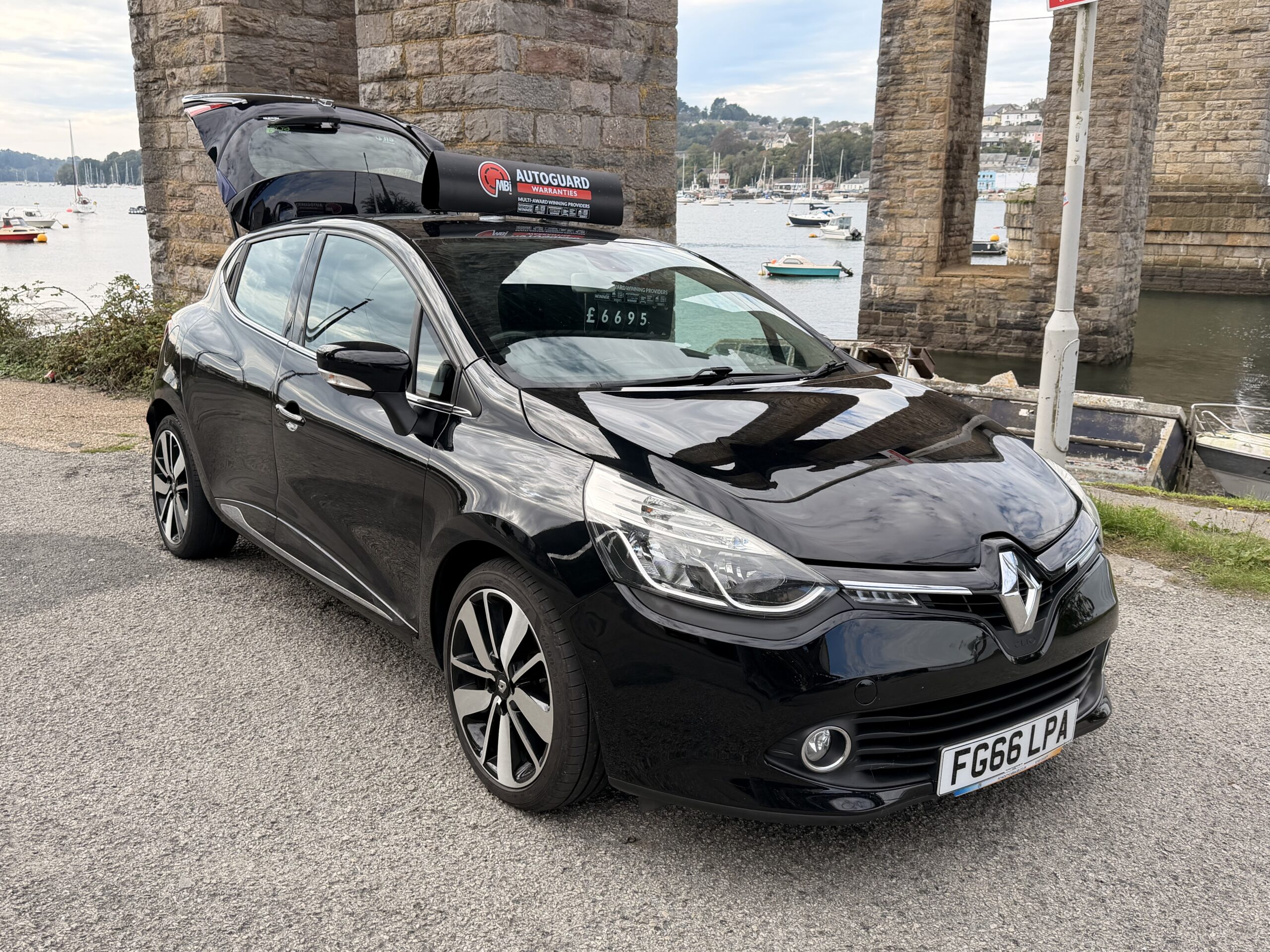 RENAULT CLIO 1.5 dCi 90 Dynamique S Nav 5dr