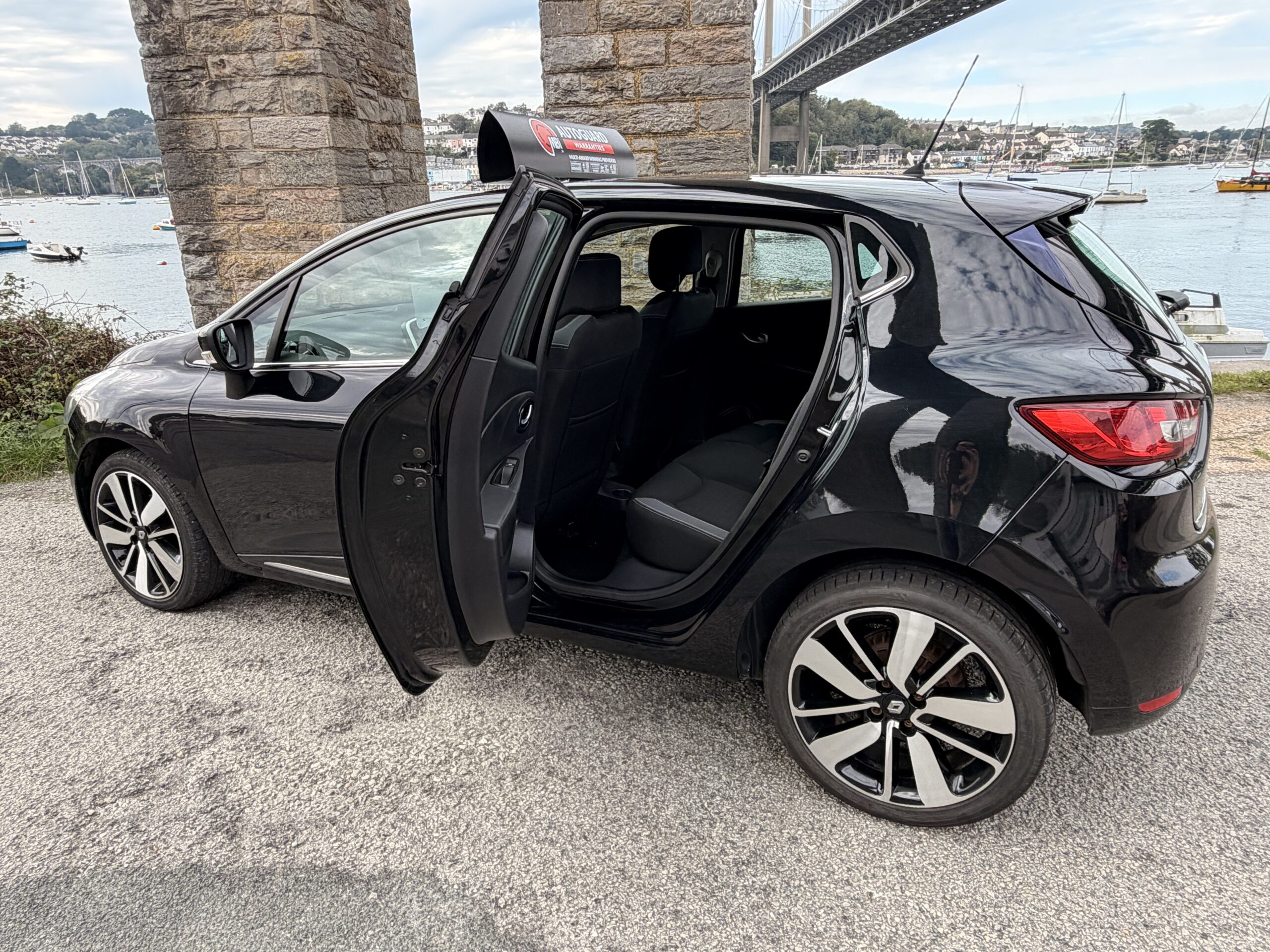 
								RENAULT CLIO 1.5 dCi 90 Dynamique S Nav 5dr full									