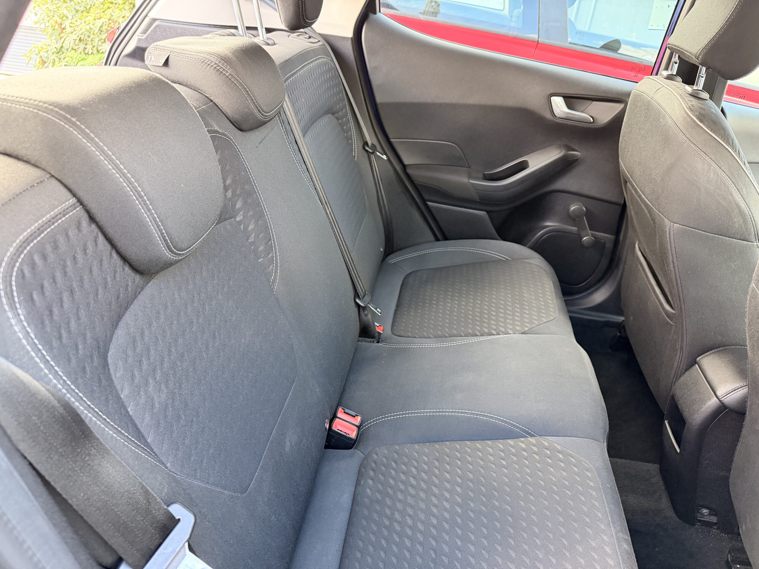 
								FORD FIESTA 1.0 EcoBoost Titanium 5dr full									