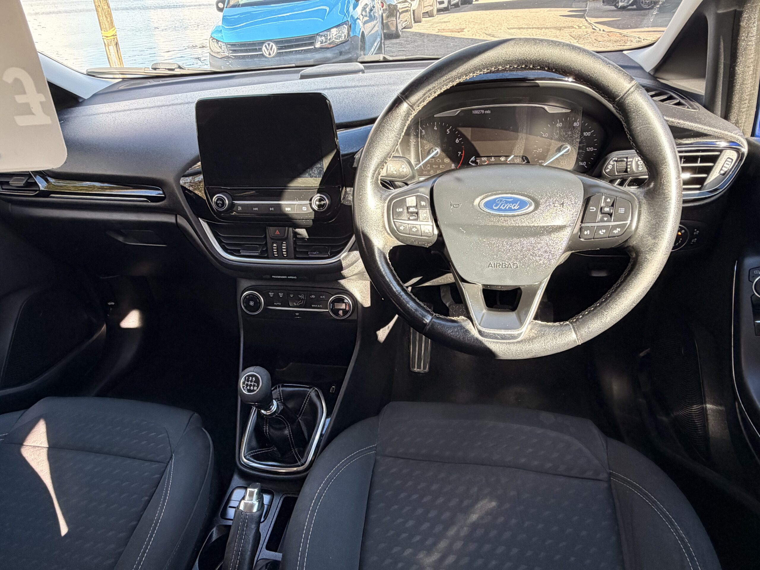
								FORD FIESTA 1.0 EcoBoost Titanium 5dr full									