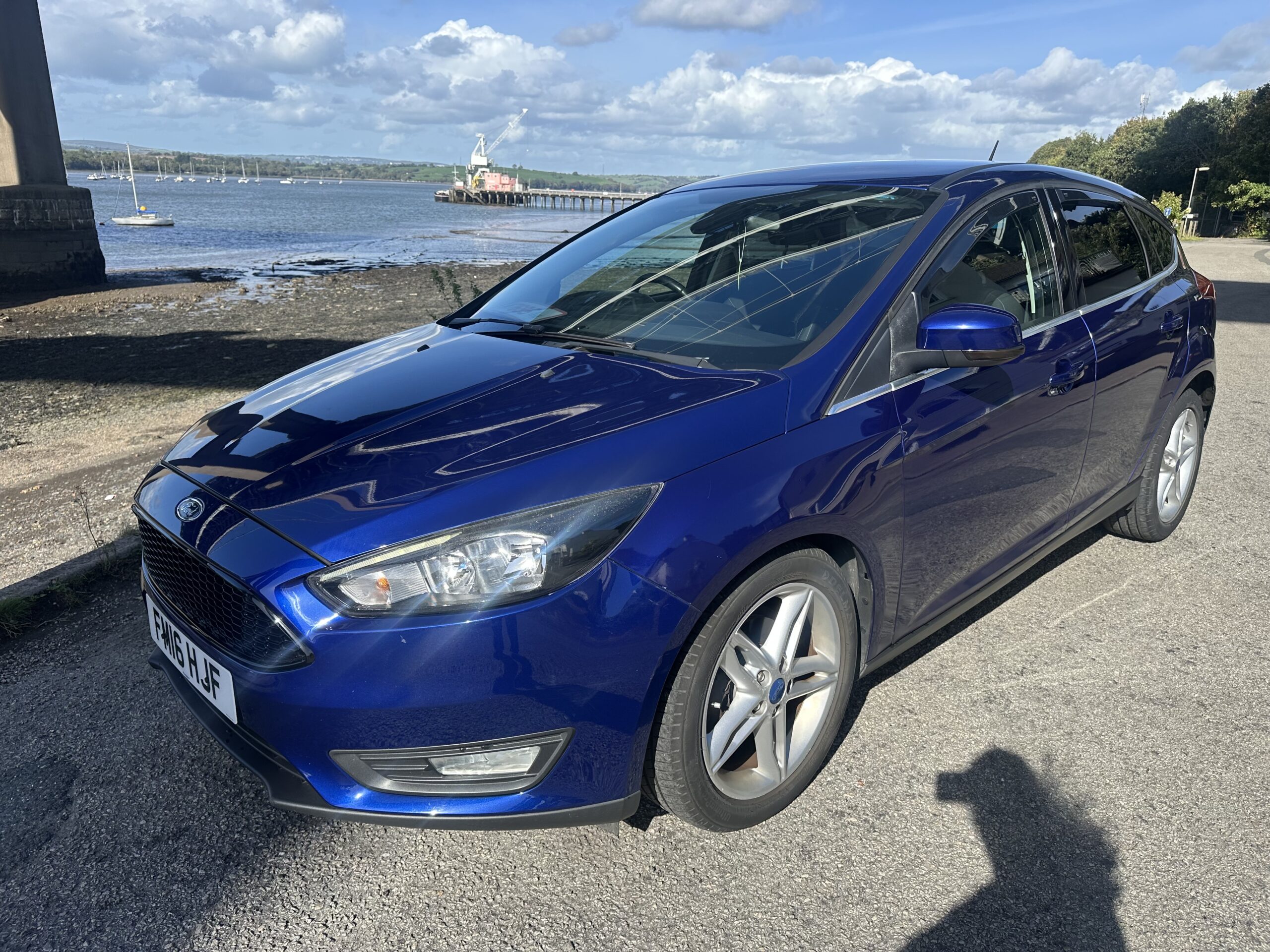 
								FORD FOCUS 1.5 TDCi 120 Zetec 5dr full									
