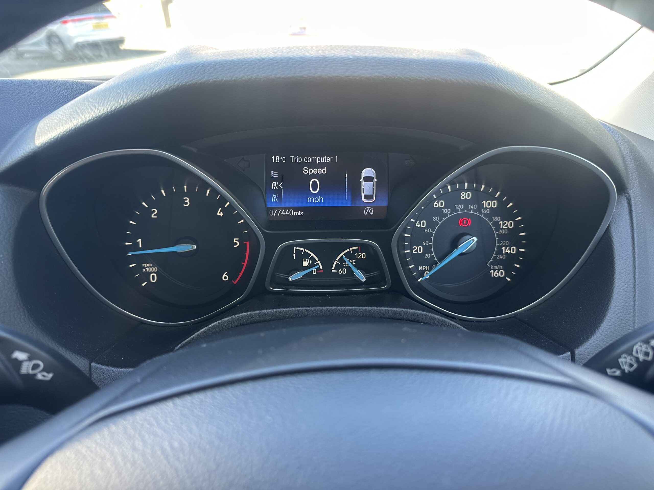 
								FORD FOCUS 1.5 TDCi 120 Zetec 5dr full									